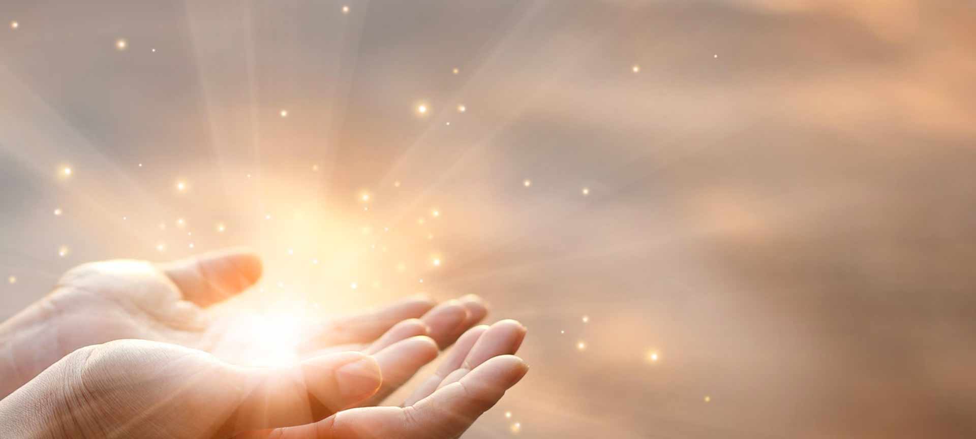 Les mains de la lumière spirituelle